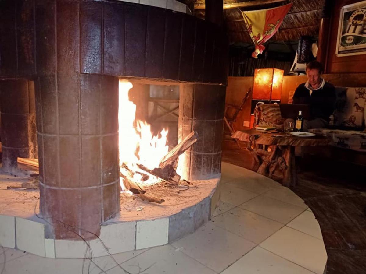 The Great Circle Lodge Нанюки Екстериор снимка